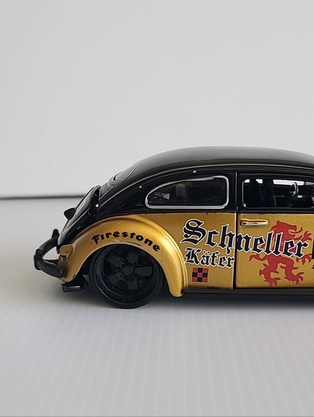 Gold & Black Vintage Beetle Toy Car - 'Schneller' Racer Maisto 1/24 Scale Rare - Picture 10 of 16